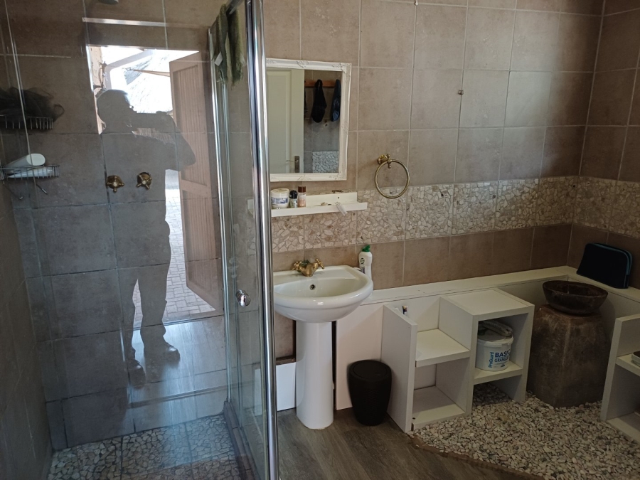 4 Bedroom Property for Sale in Generaal De Wet Free State
